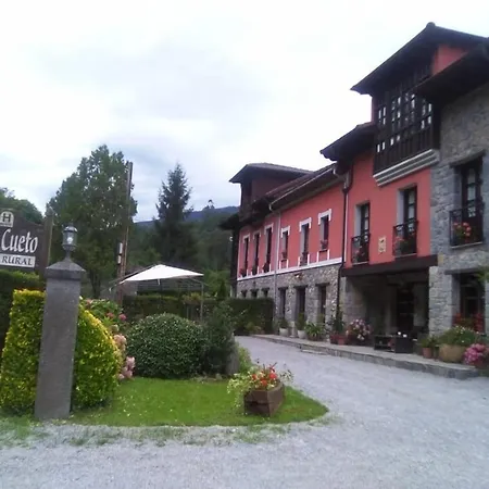 Rural Casa Cueto فندق إينفيستو