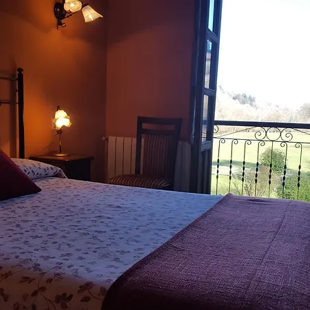 فندق Rural Casa Cueto *